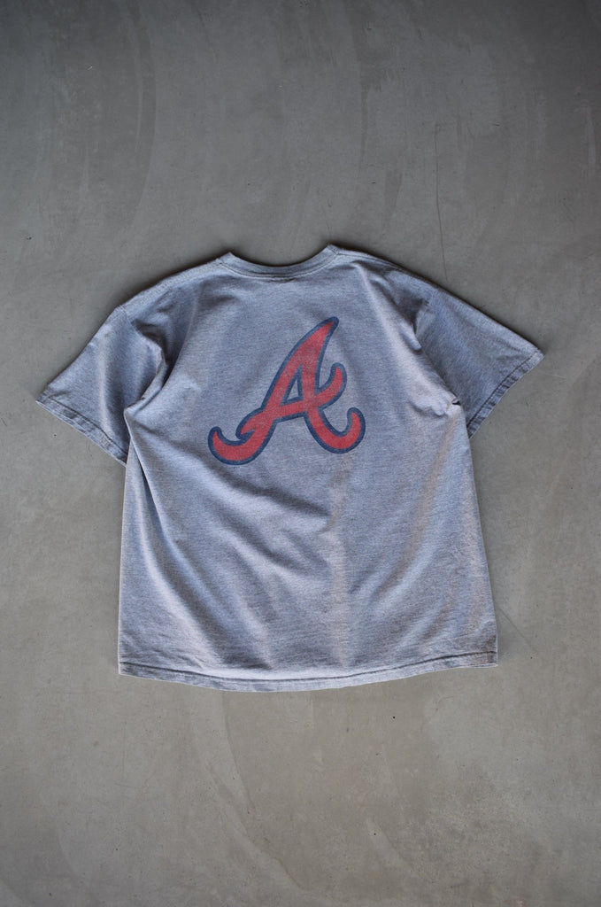 Vintage 90s Nike x Oakland Athletics 'Chicks Dig the Long Ball' Tee (L) - Retrospective Store