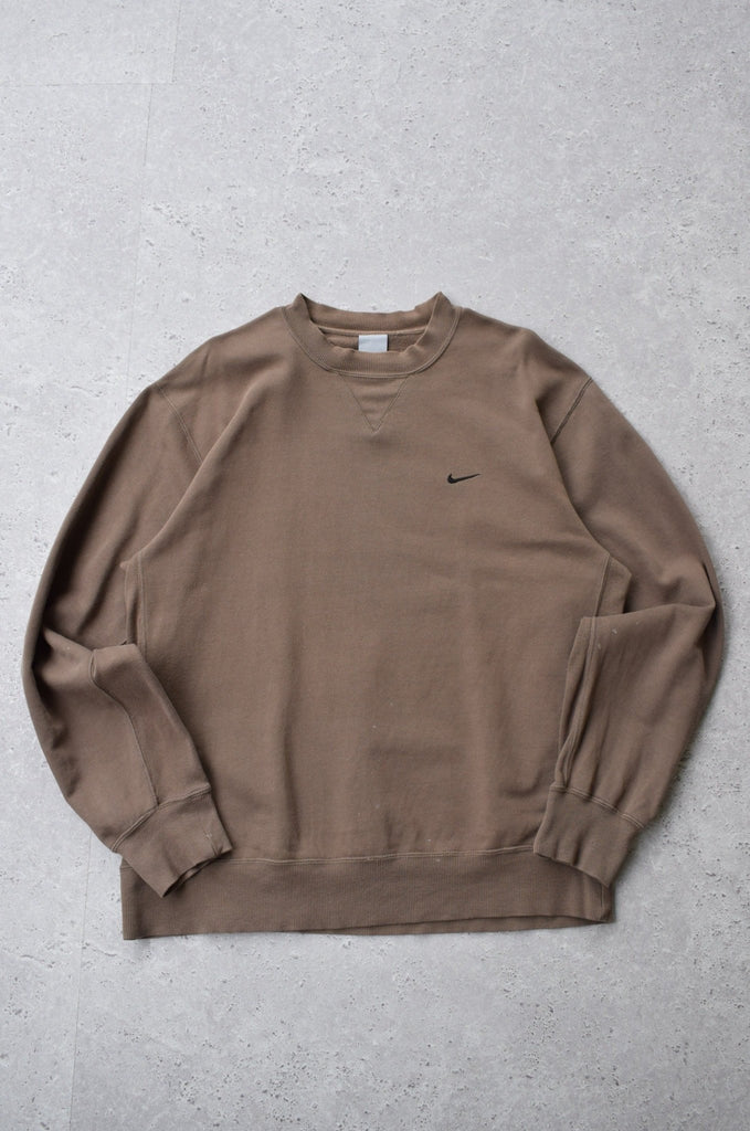 Vintage Nike Classic Logo Embroidered Sweater (L) - Retrospective Store