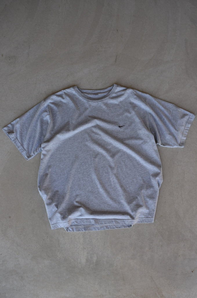 Vintage Nike Classic Logo Tee (XXL) - Retrospective Store