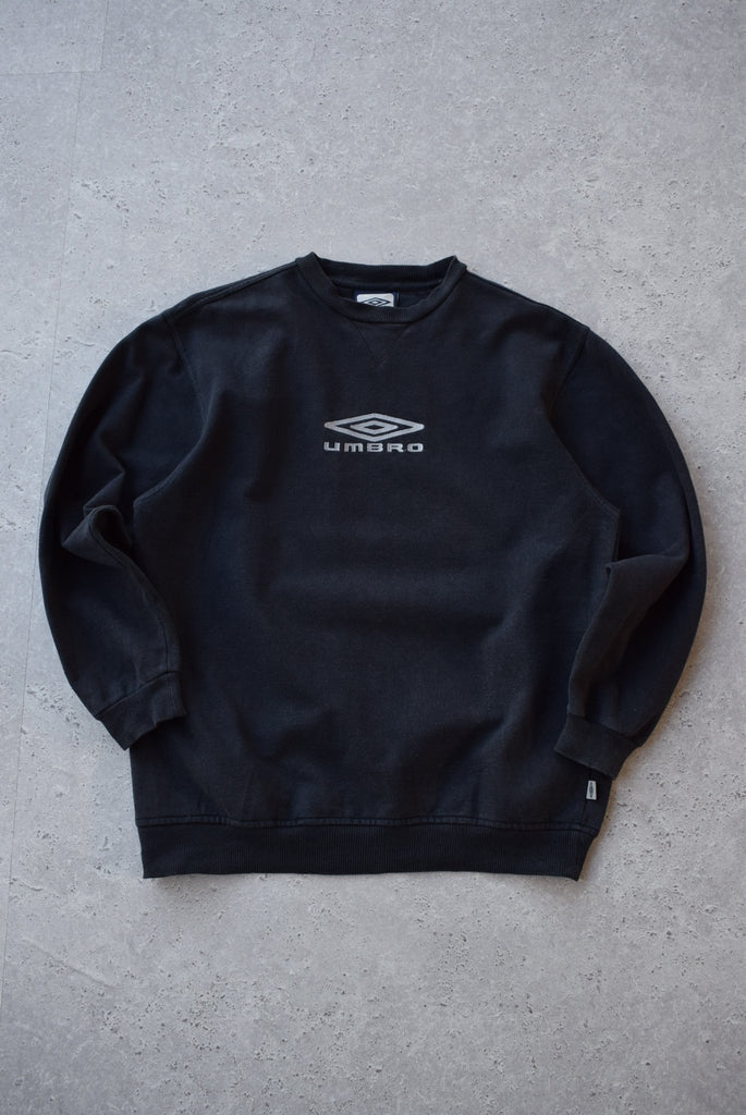 Vintage Umbro Embroidered Spellout Sweater (M) - Retrospective Store