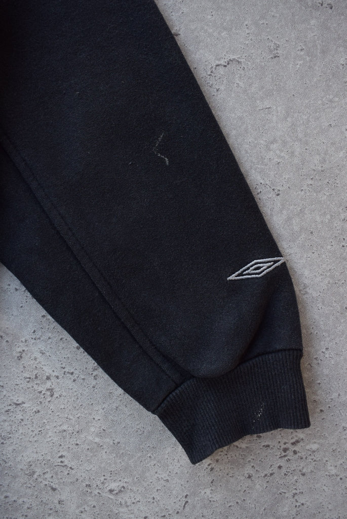 Vintage Umbro Embroidered Spellout Sweater (M) - Retrospective Store