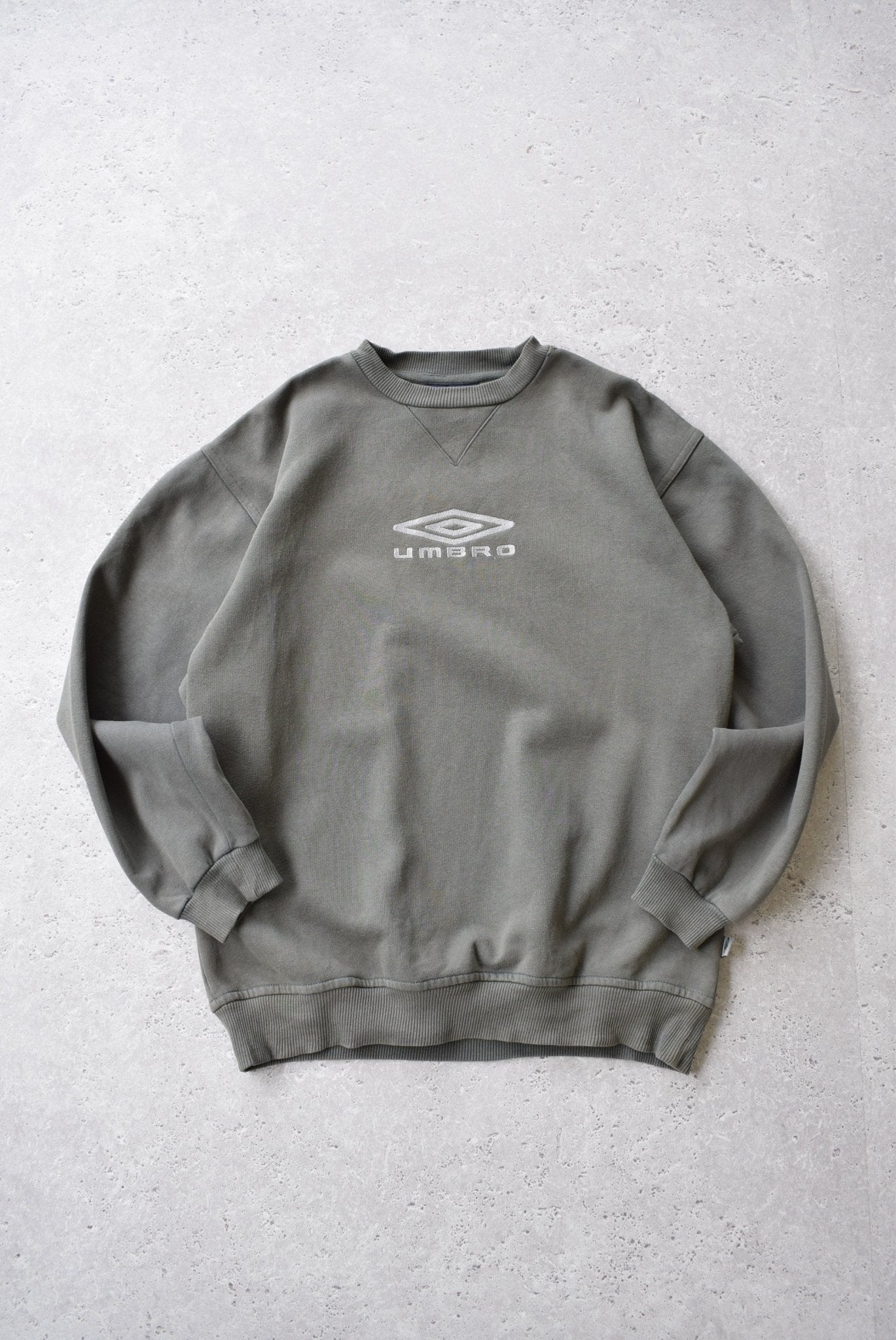 Vintage Umbro Embroidered Spellout Sweater S Retrospective Store